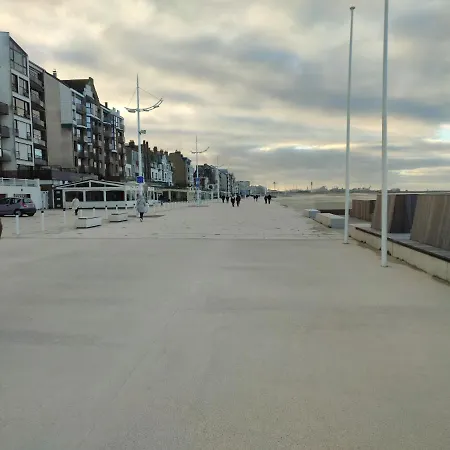Seven Malo Dunkirk